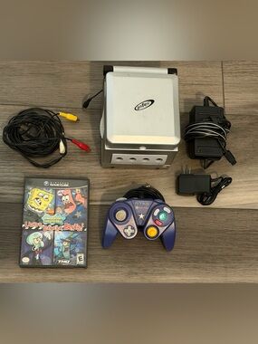 Nintendo GameCube Platinum Silver Console Intec LCD Screen  Controller SpongeBob